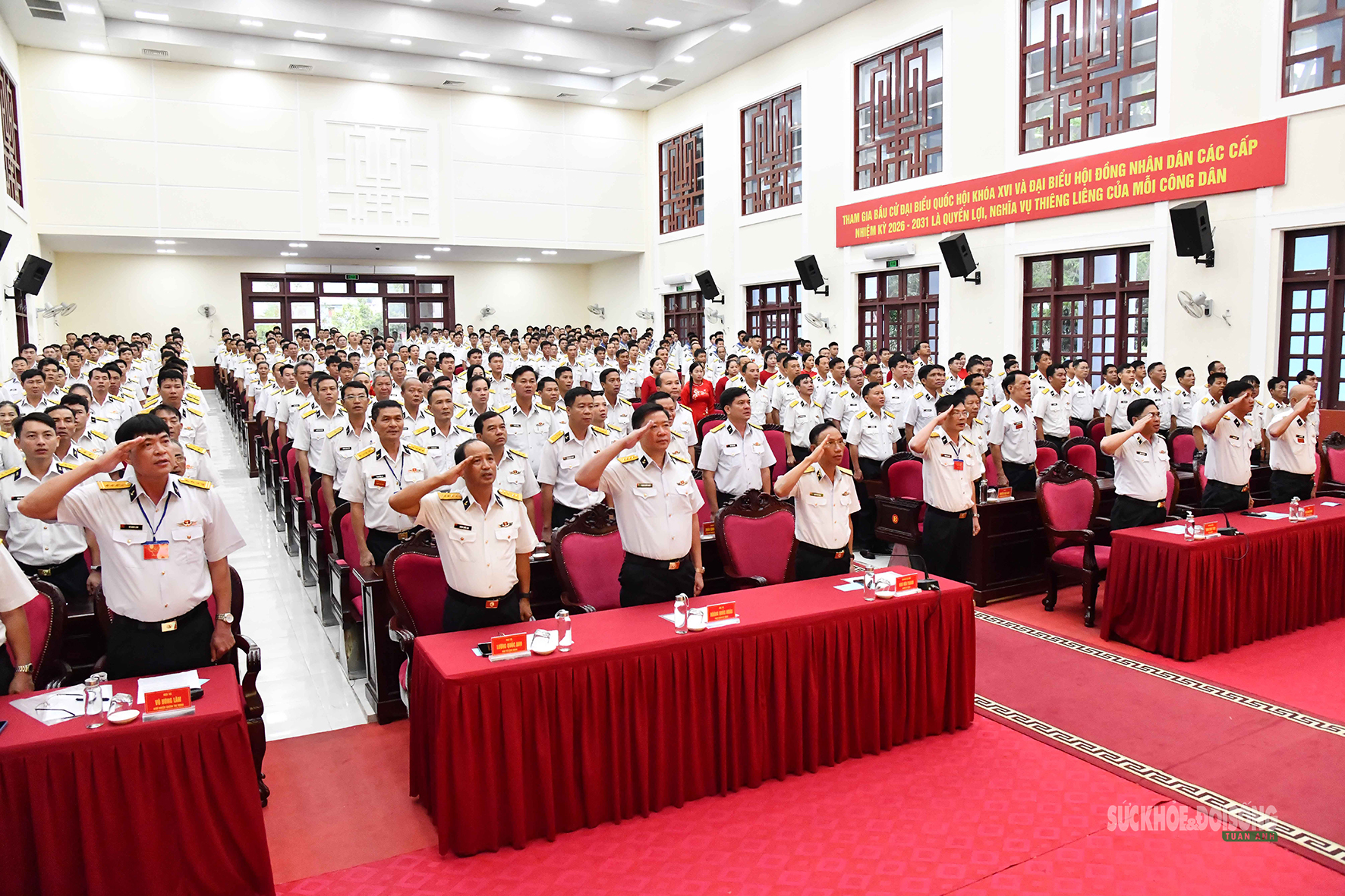 Lá phiếu giữa trùng khơi, chắc tay súng giữ biển trời Tổ quốc- Ảnh 3.