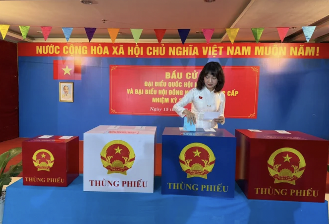 Nhạc sĩ Nguyễn Văn Chung, NSND Mỹ Uyên rộn ràng đi bầu cử, tự hào ngày hội non sông- Ảnh 3.