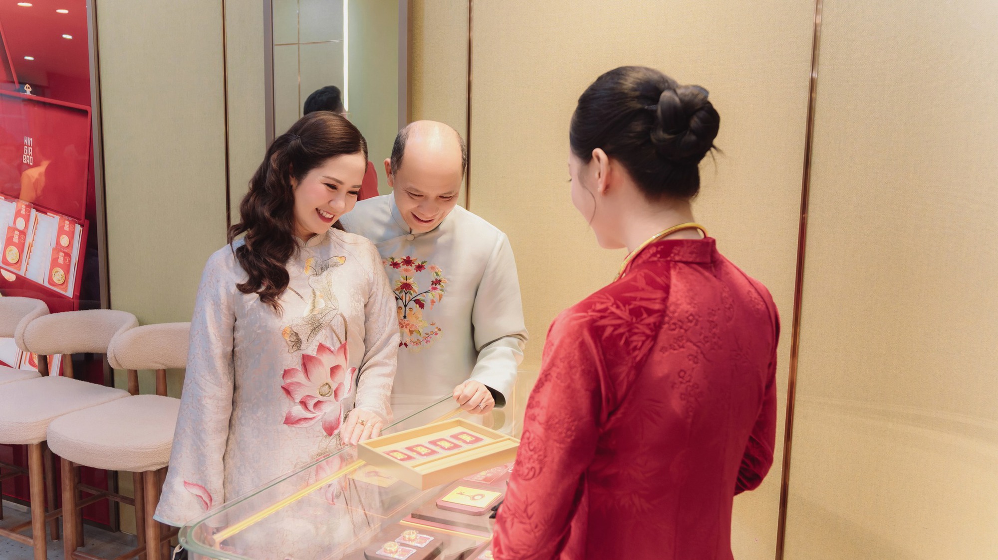 NSƯT Nguyệt Hằng kể chuyện nhờ 'bát phở' hàn gắn được hôn nhân- Ảnh 3.