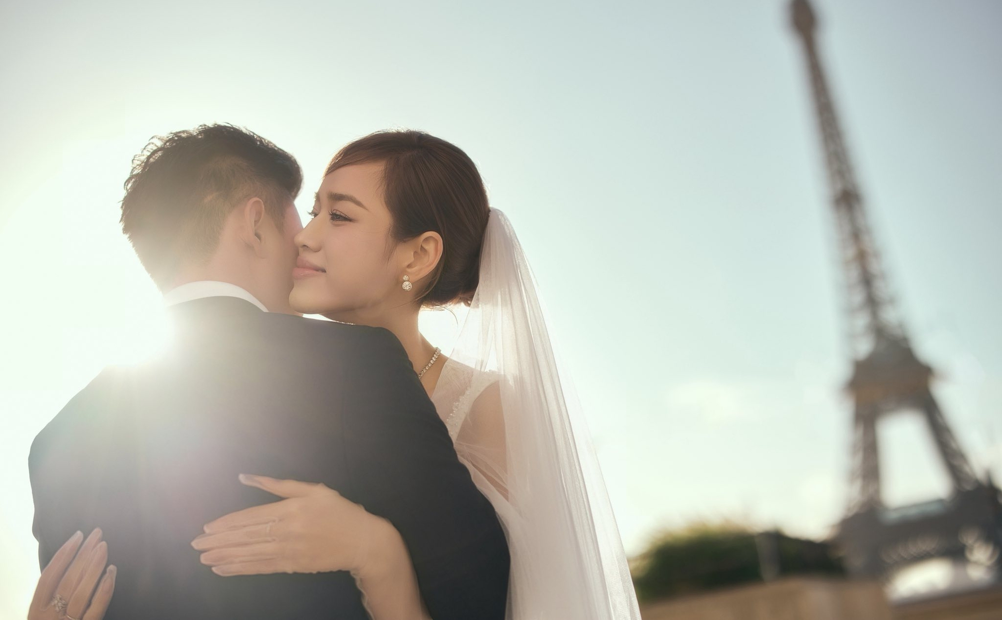 Hoa hậu Đỗ Thị Hà 'lộ' thêm ảnh cưới bên châu Âu- Ảnh 7.