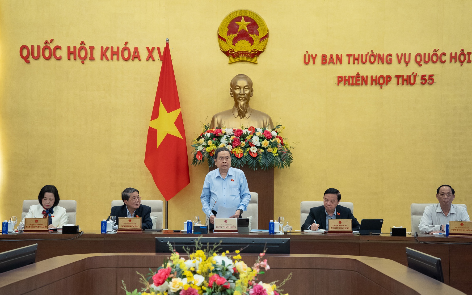 Sửa Luật Thi đua, khen thưởng: Tăng phân cấp, đơn giản thủ tục, thúc đẩy chuyển đổi số- Ảnh 4.