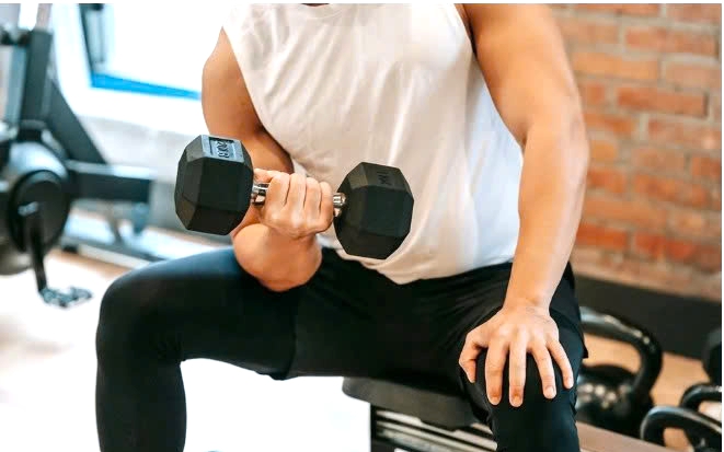 Nam giới vạm vỡ, sinh lý mạnh vẫn khó có con, vì sao?