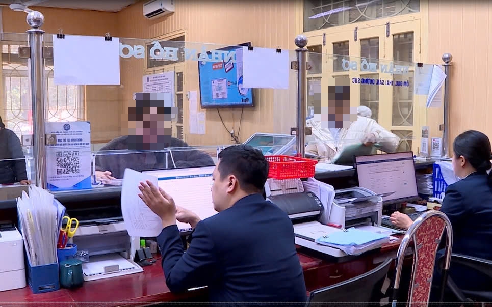 Tai nạn giao thông nghiêm trọng ở Huế khiến 2 người tử vong tại cửa hầm- Ảnh 2.