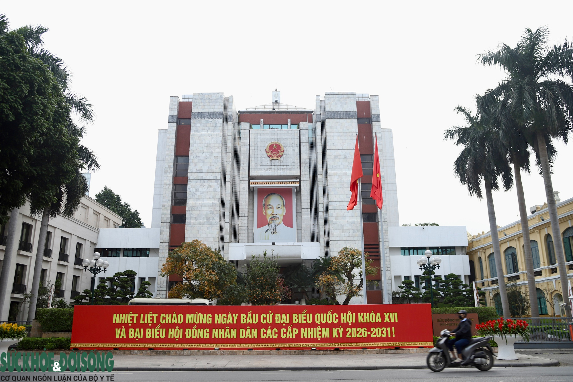 Hà Nội rực rỡ cờ hoa chào mừng bầu cử Quốc hội khóa XVI và Hội đồng nhân dân nhiệm kỳ 2026 - 2031- Ảnh 5.