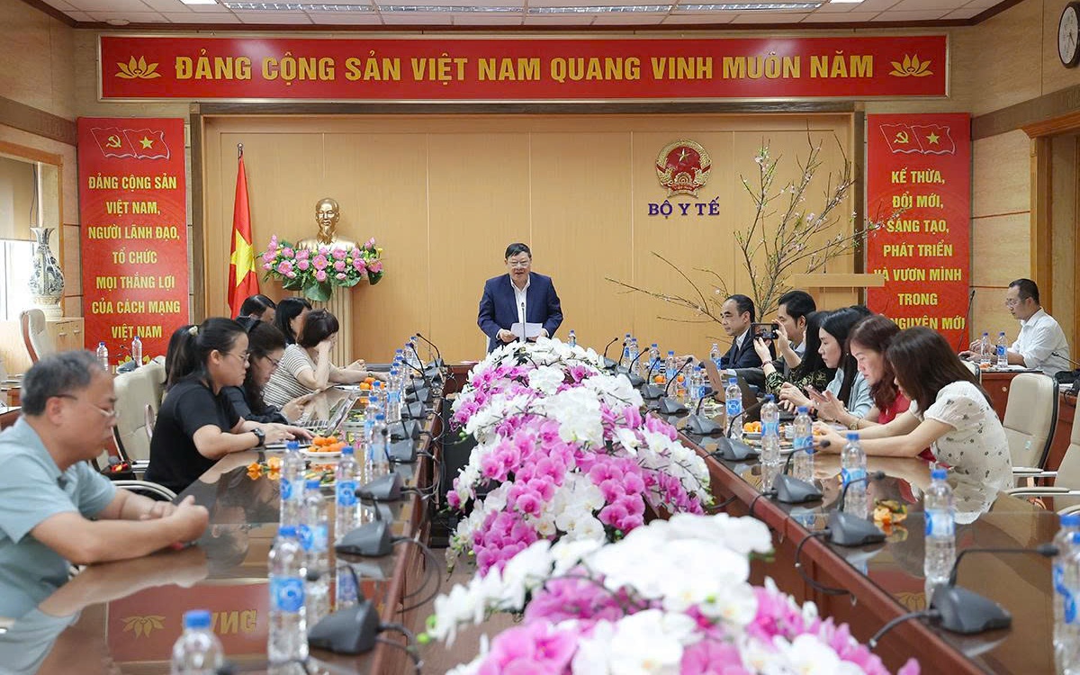 Xúc tiến hoàn thiện ngân hàng câu hỏi phù hợp, phục vụ kiểm tra đánh giá năng lực hành nghề khám chữa bệnh- Ảnh 13. Kỳ kiểm tra đánh giá năng lực hành nghề khám chữa bệnh đầu tiên sẽ dành cho 4 nhóm chức danh bác sĩ