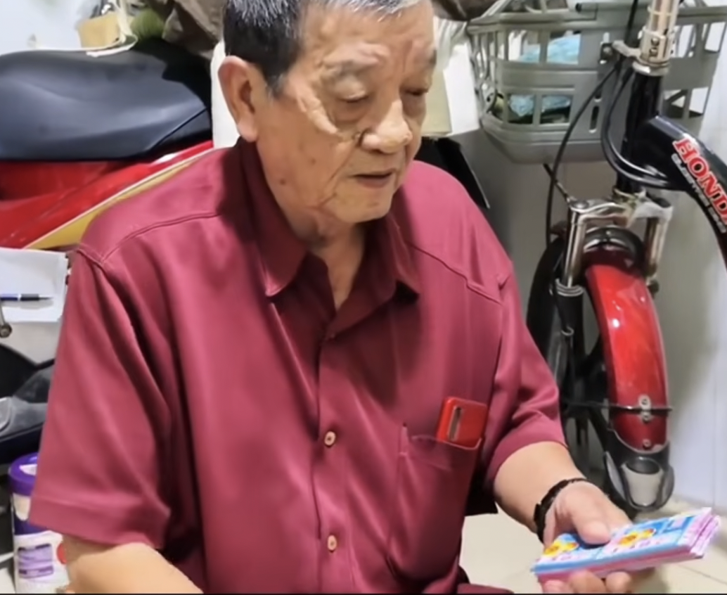 Giọng ca cải lương đoàn Kim Chung một thời, U80 chật vật trong căn nhà 10m2, chồng bán vé số- Ảnh 3. Giọng ca cải lương đoàn Kim Chung một thời, U80 chật vật trong căn nhà 10m2, chồng bán vé số- Ảnh 3.