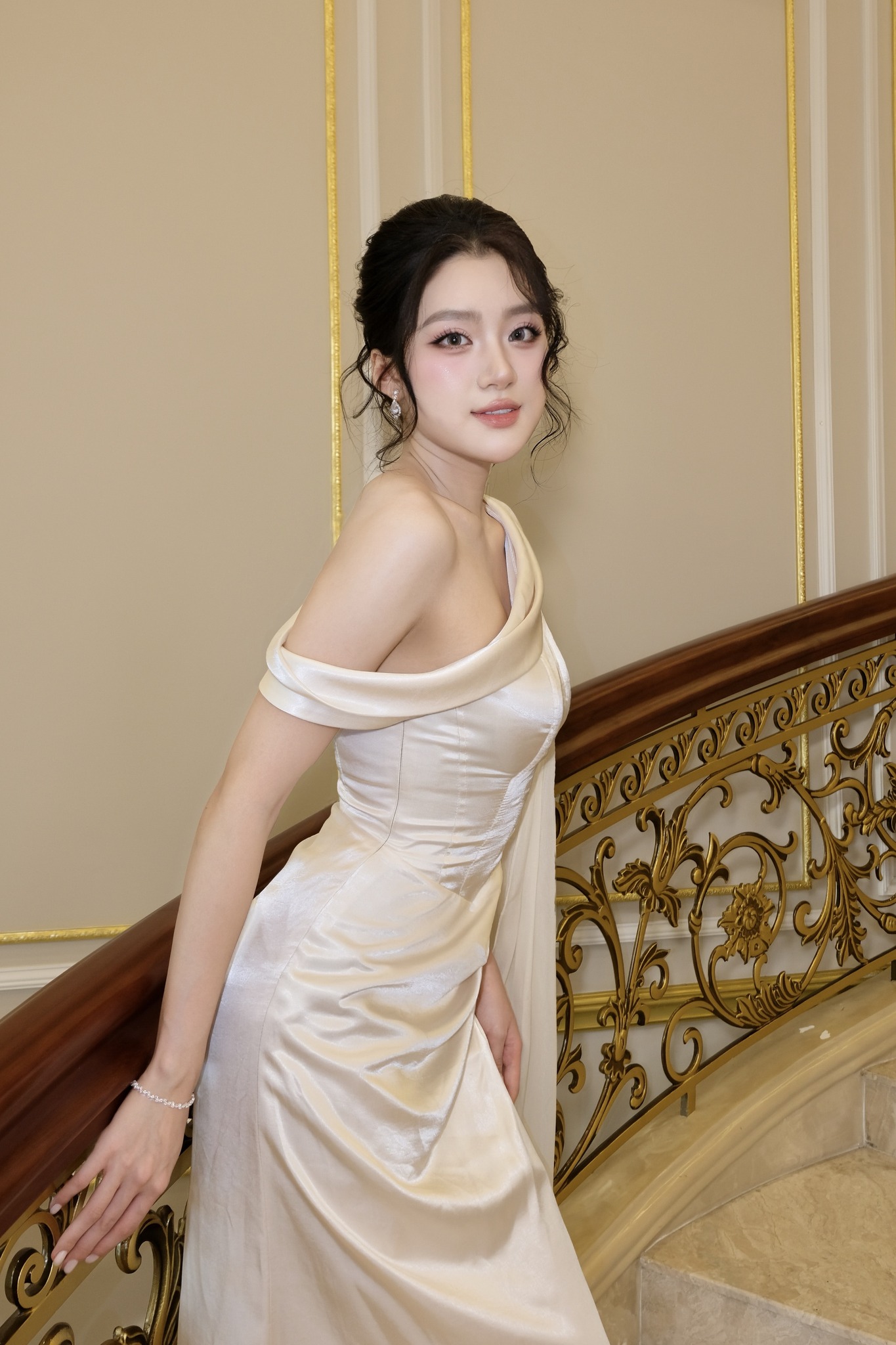 Phương Oanh lại gây chú ý tại Miss World Vietnam 2025- Ảnh 4.