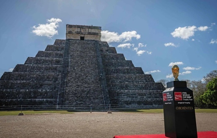 World Cup 2026: Mexico giới thiệu cúp vàng tại kỳ quan Chichén Itzá- Ảnh 1.
