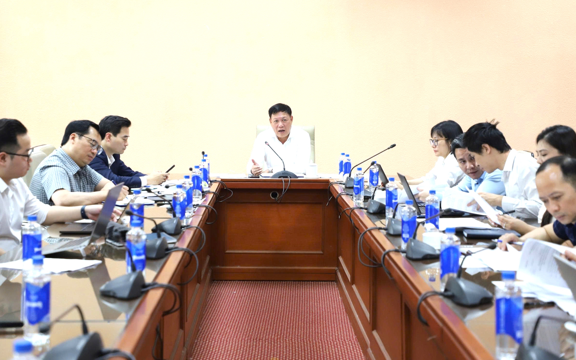 Cảnh báo ngộ độc thực phẩm học đường từ những thói quen ăn uống thiếu an toàn- Ảnh 2.