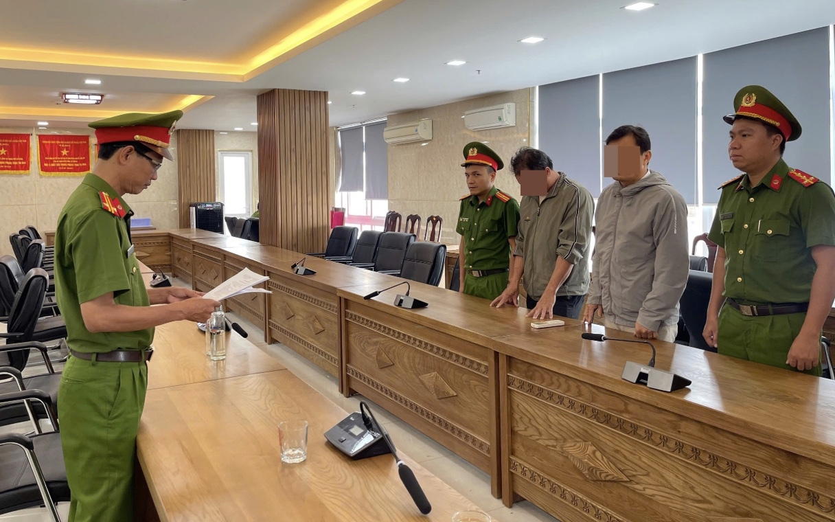 Khởi tố chủ Công ty Logistics Việt Trung lập công ty 'ma', phát hành hóa đơn trái phép- Ảnh 2. Khởi tố 6 giám đốc doanh nghiệp trong đường dây mua bán trái phép hóa đơn giá trị gia tăng