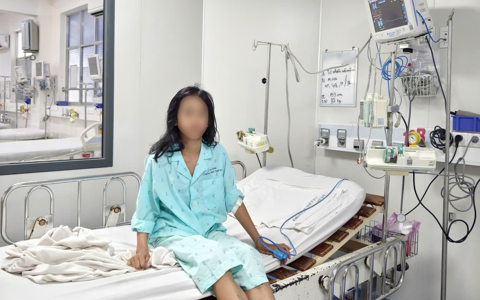 Bé 11 tuổi tử vong do não mô cầu thể tối cấp tại TPHCM- Ảnh 2.