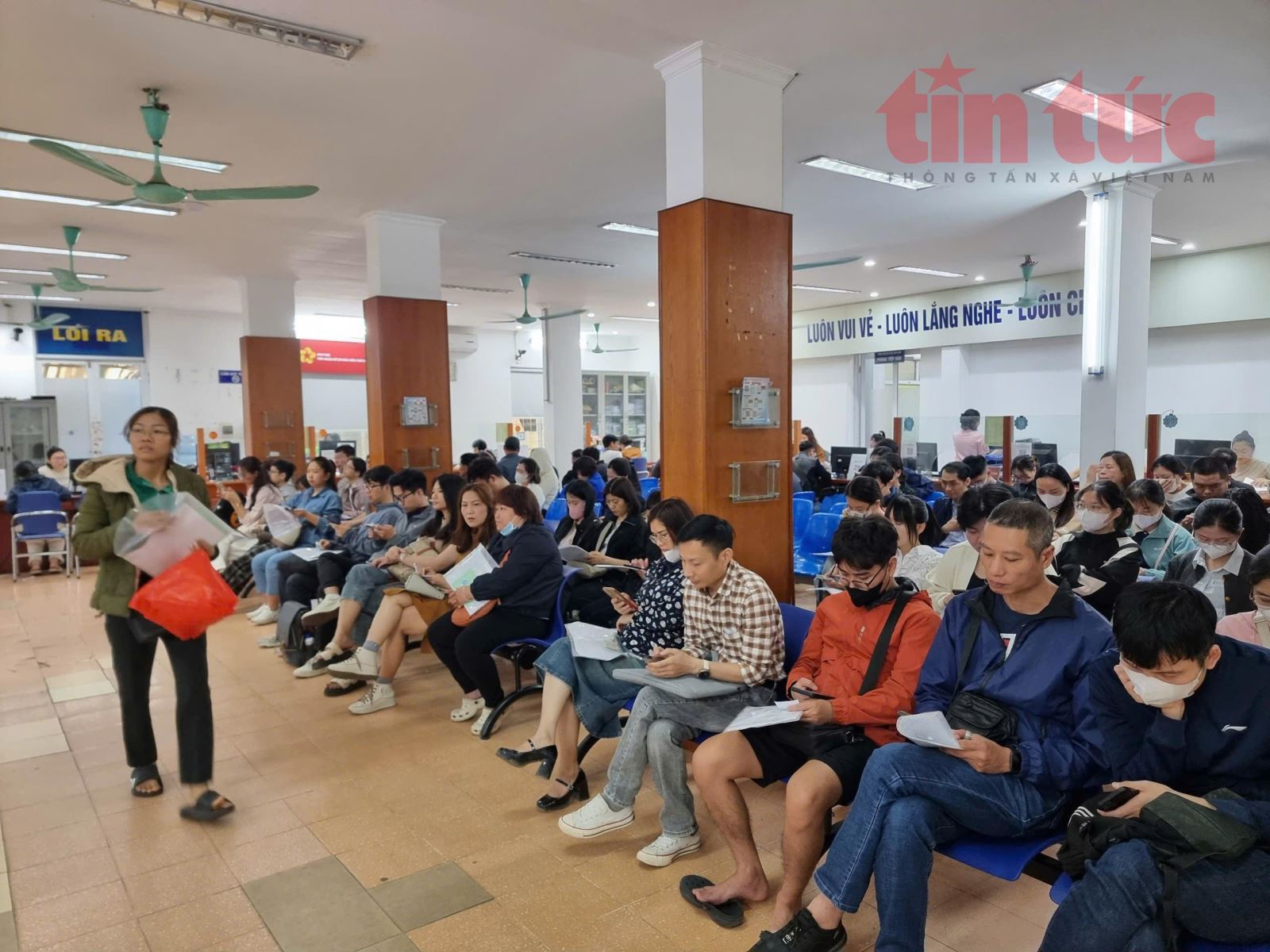 Người thất nghiệp được hưởng những chế độ nào theo Luật Việc làm mới?- Ảnh 1. Người thất nghiệp được hưởng những chế độ nào theo Luật Việc làm mới?- Ảnh 1.