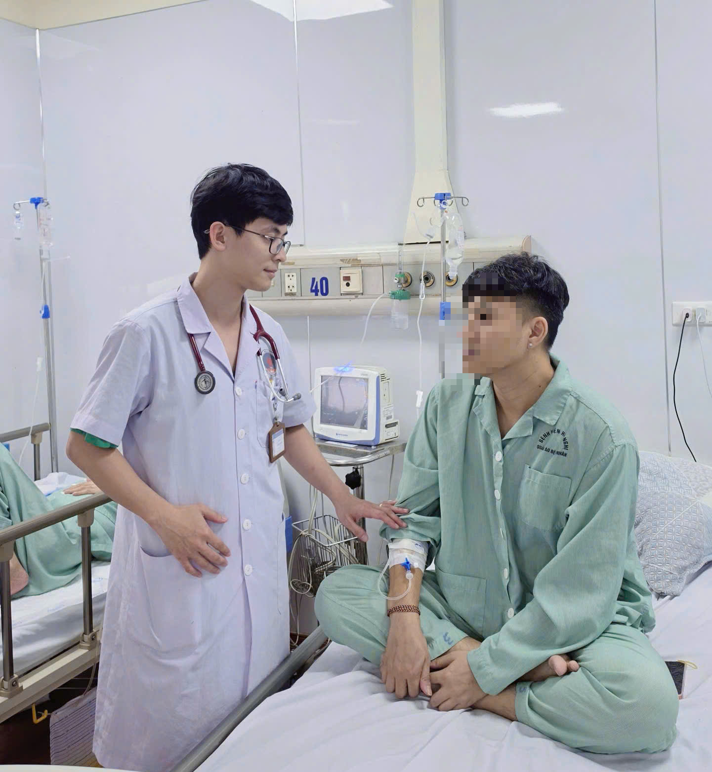 Những biểu hiện đặc trưng trước khi bị đột quỵ vài ngày ở người trẻ dễ bị bỏ qua và lầm tưởng chết người- Ảnh 2.