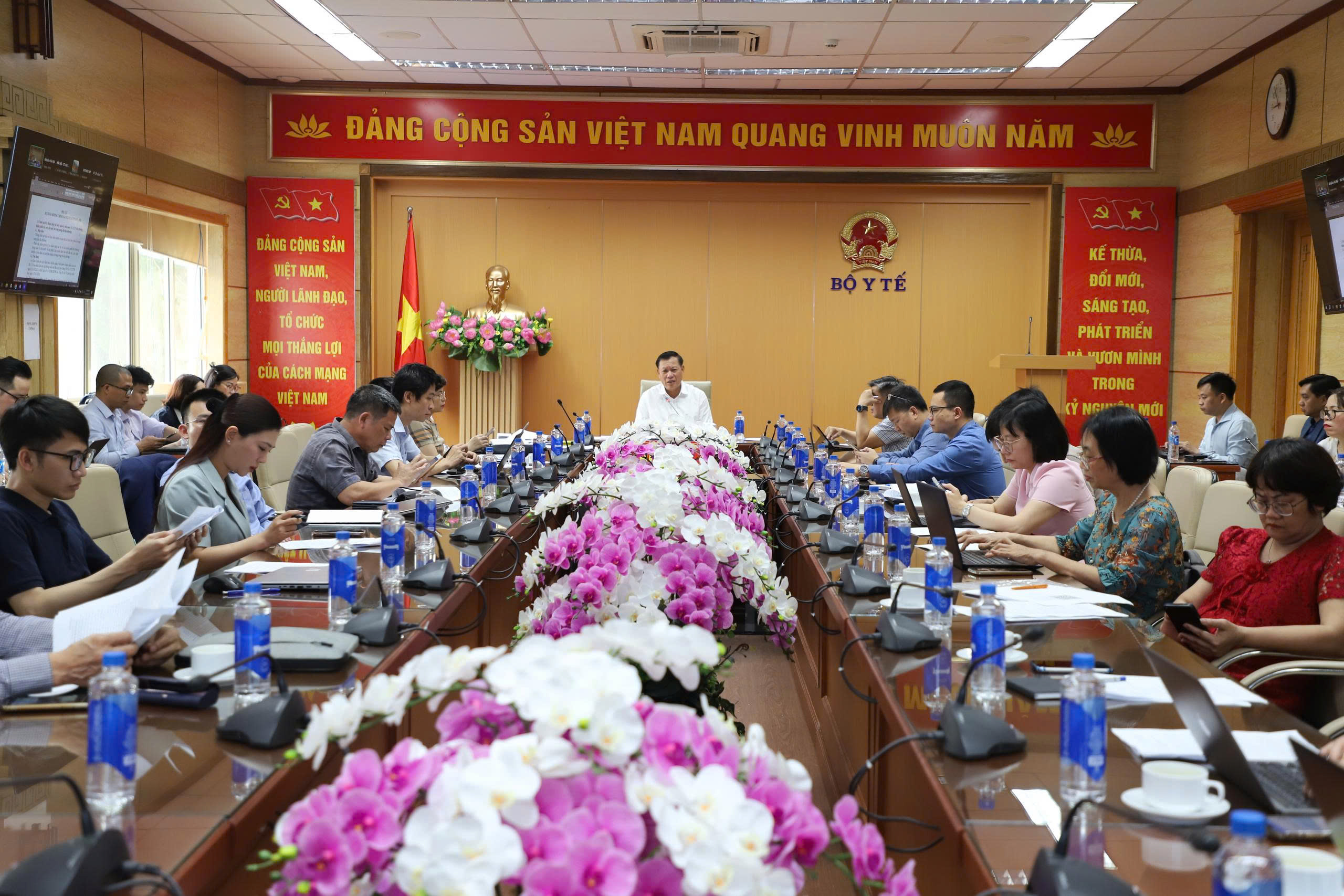 Thúc đẩy tiến độ hoàn thiện hồ sơ chính sách Luật An toàn thực phẩm (sửa đổi)
- Ảnh 6. Thúc đẩy tiến độ hoàn thiện hồ sơ chính sách Luật An toàn thực phẩm (sửa đổi)
- Ảnh 6.