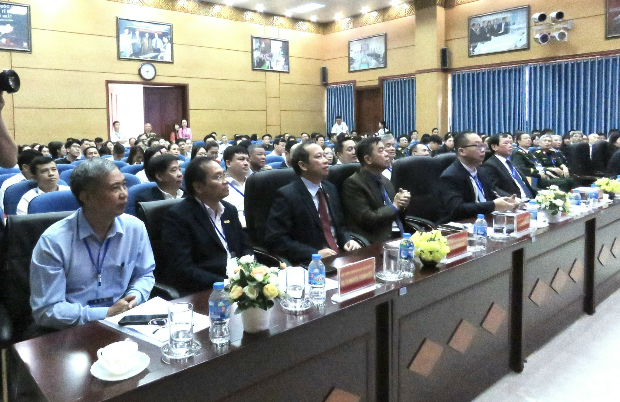 Nâng cao năng lực y tế biển, đảo và y học cao áp, phục vụ người dân- Ảnh 1.