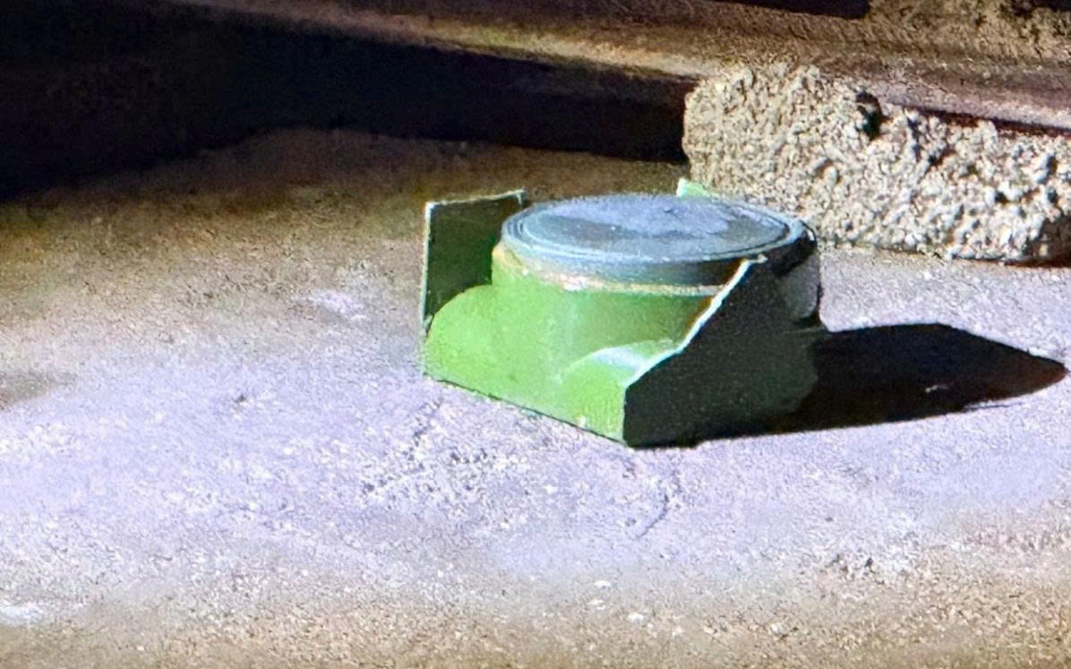 Tên lửa Iran 'xé nát mắt thần' hơn 500 triệu USD của Mỹ- Ảnh 2.