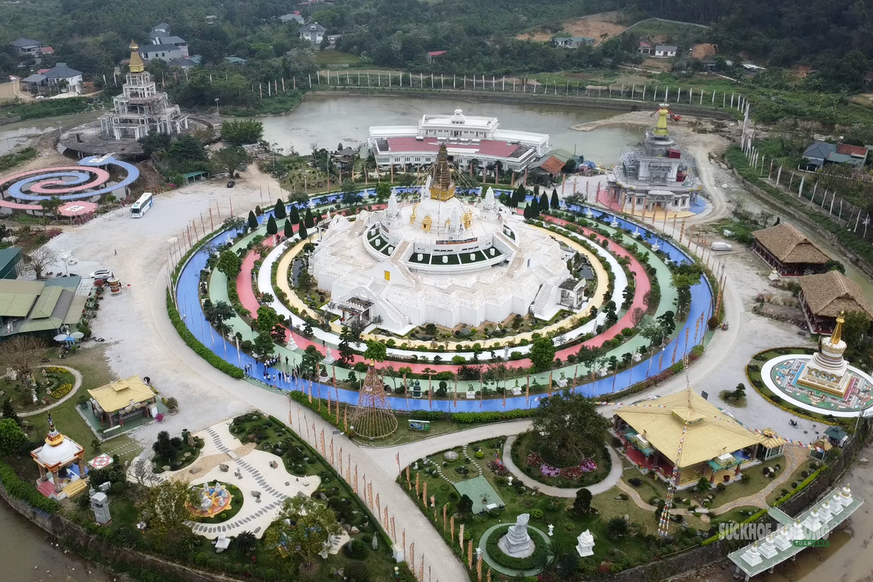 Đại bảo tháp Mandala: Điểm nhấn giữa chốn Tây Thiên- Ảnh 1.