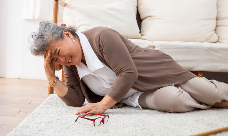 Dấu hiệu nhận biết và cách sơ cứu người bị đột quỵ