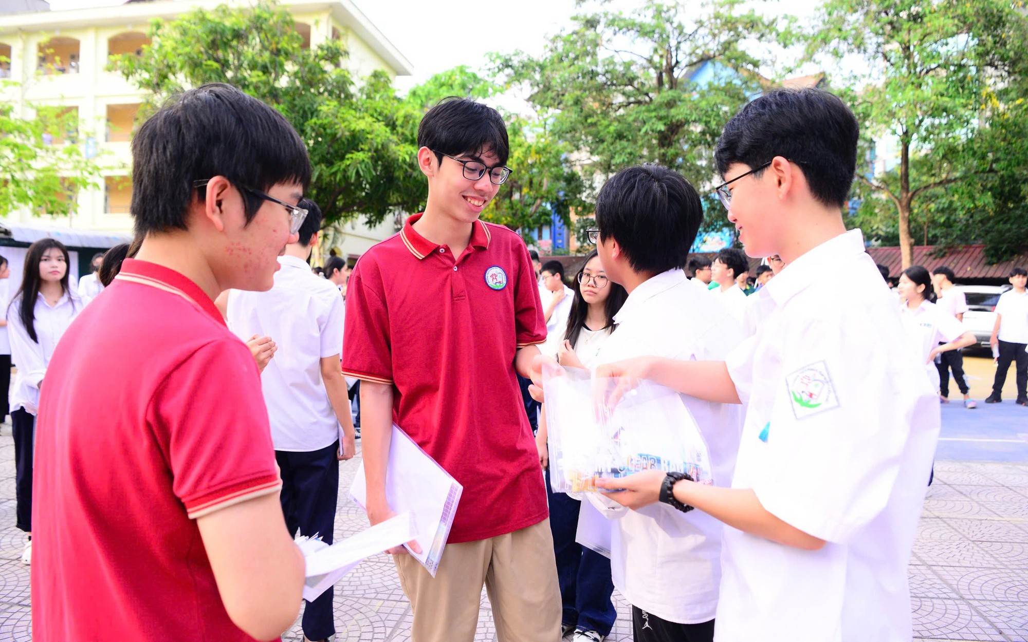 Đừng để trượt lớp 10 công lập vì thiếu chiến thuật đặt nguyện vọng- Ảnh 2. Học sinh Hà Nội sẽ biết điểm thi lớp 10 năm 2026 vào thời điểm nào?