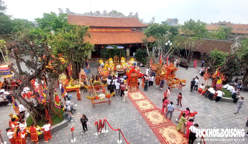 Linh thiêng đền Tranh và những giá trị văn hóa từ lễ hội đặc biệt nhiều người chưa biết- Ảnh 3. Linh thiêng đền Tranh và những giá trị văn hóa từ lễ hội đặc biệt nhiều người chưa biết- Ảnh 3.