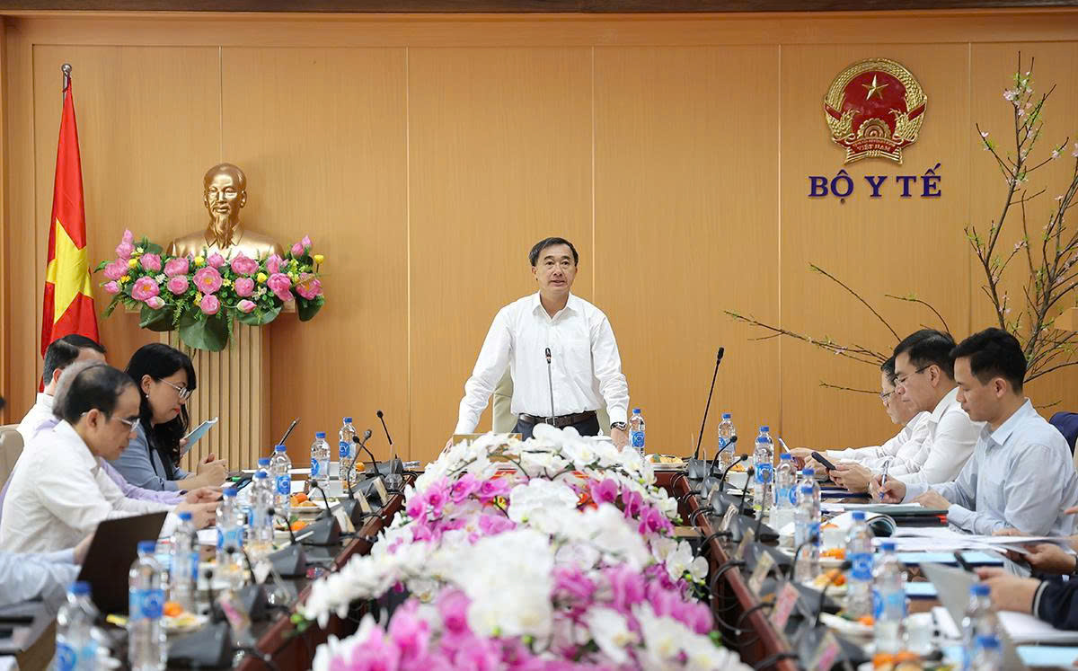 Xúc tiến hoàn thiện ngân hàng câu hỏi phù hợp, phục vụ kiểm tra đánh giá năng lực hành nghề khám chữa bệnh- Ảnh 12. Xúc tiến hoàn thiện ngân hàng câu hỏi phù hợp, phục vụ kiểm tra đánh giá năng lực hành nghề khám chữa bệnh- Ảnh 12.