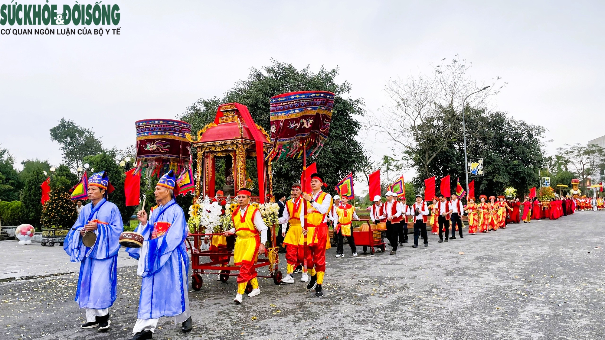 Mãn nhãn màn 'kiệu bay' tại lễ hội truyền thống Từ Lương Xâm 2026- Ảnh 5. Mãn nhãn màn 'kiệu bay' tại lễ hội truyền thống Từ Lương Xâm 2026- Ảnh 5.