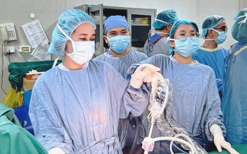 Đau bụng âm ỉ, vàng da, đi khám người đàn ông phát hiện mắc cùng lúc 2 ung thư