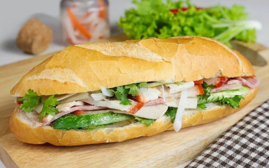Vụ 62 người nghi ngộ độc sau ăn bánh mì: Đắk Lắk kiểm tra loạt cơ sở thực phẩm