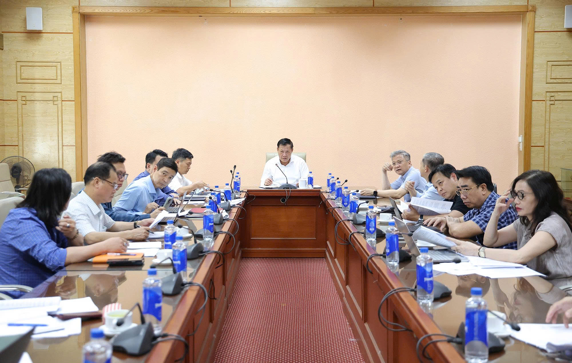 Xây dựng tiêu chuẩn, định mức thiết bị y tế: Bộ Y tế lấy ý kiến, hoàn thiện Thông tư hướng dẫn- Ảnh 5.