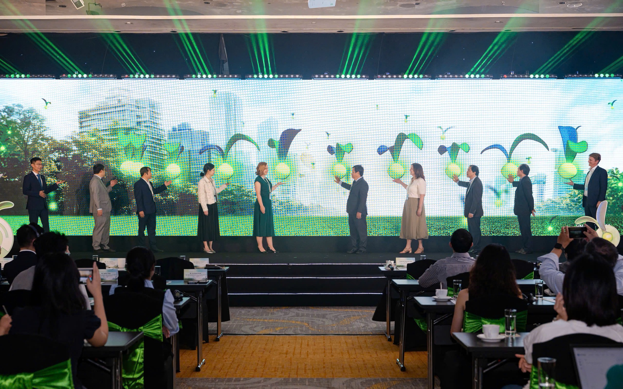 10 năm thắp hy vọng cho bệnh nhân tại Việt Nam 1 thum 303 1774854501820824059611 0 0 1600 2560 crop 1774854640112233698360