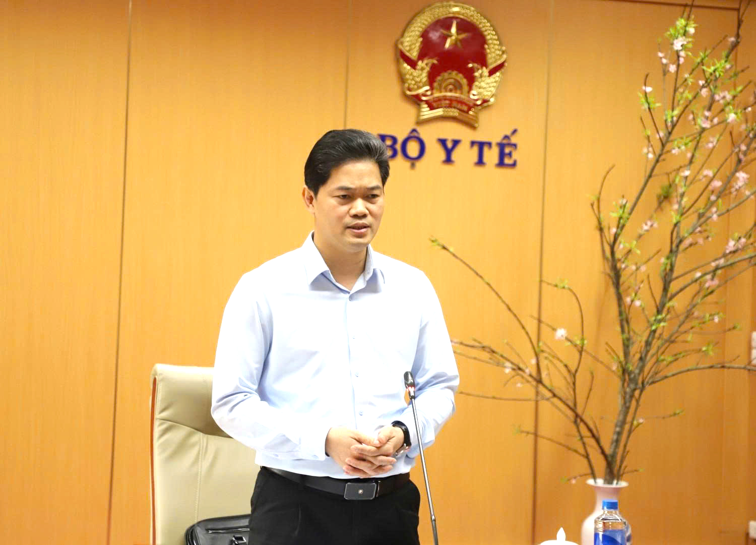 Truyền thông y tế phải luôn đi trước, xử lý vấn đề nhanh, trúng, đúng- Ảnh 1.