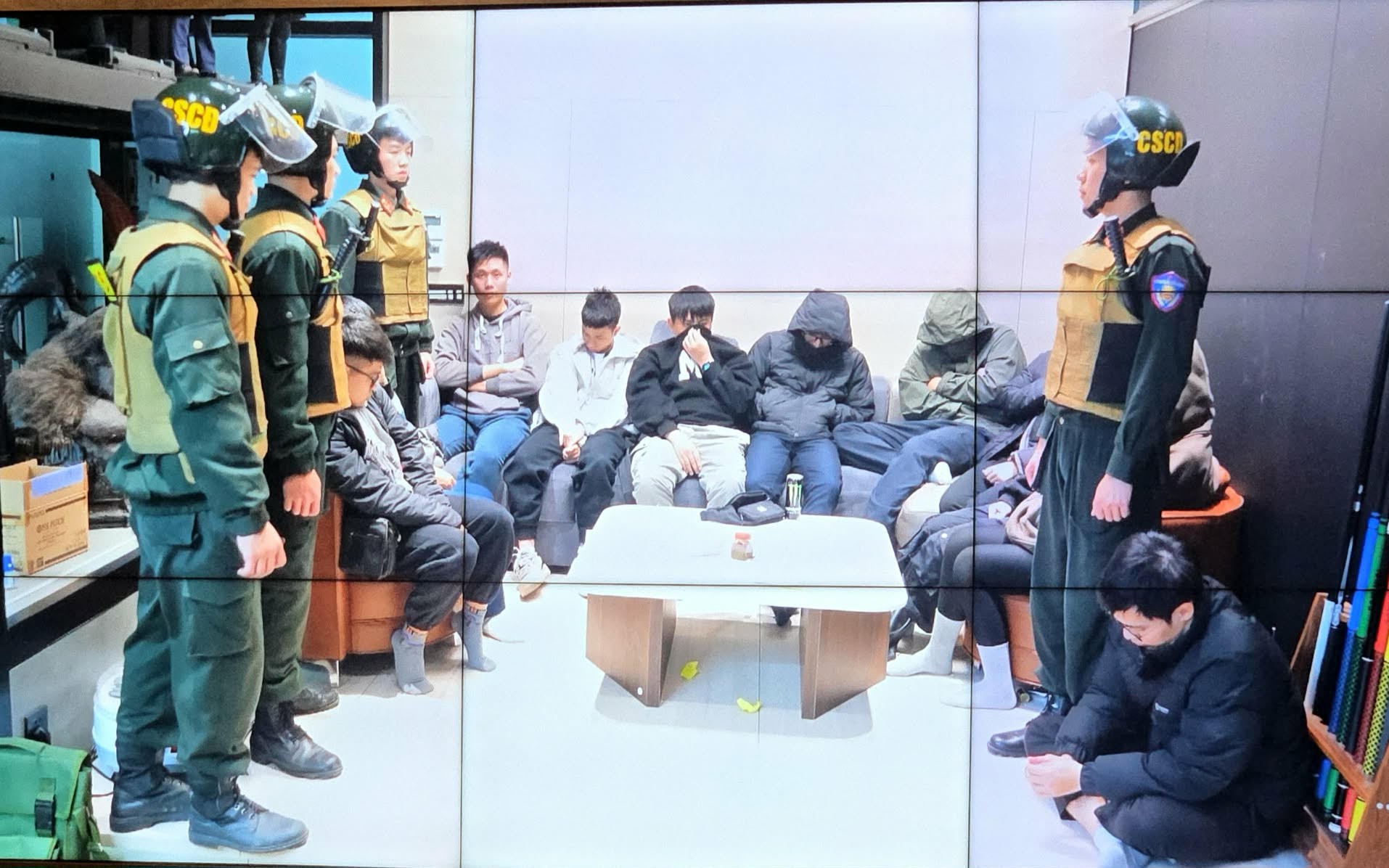 Xử phạt 5 triệu đồng người đăng thông tin xuyên tạc về lãnh đạo UBND TP Hà Nội- Ảnh 2.