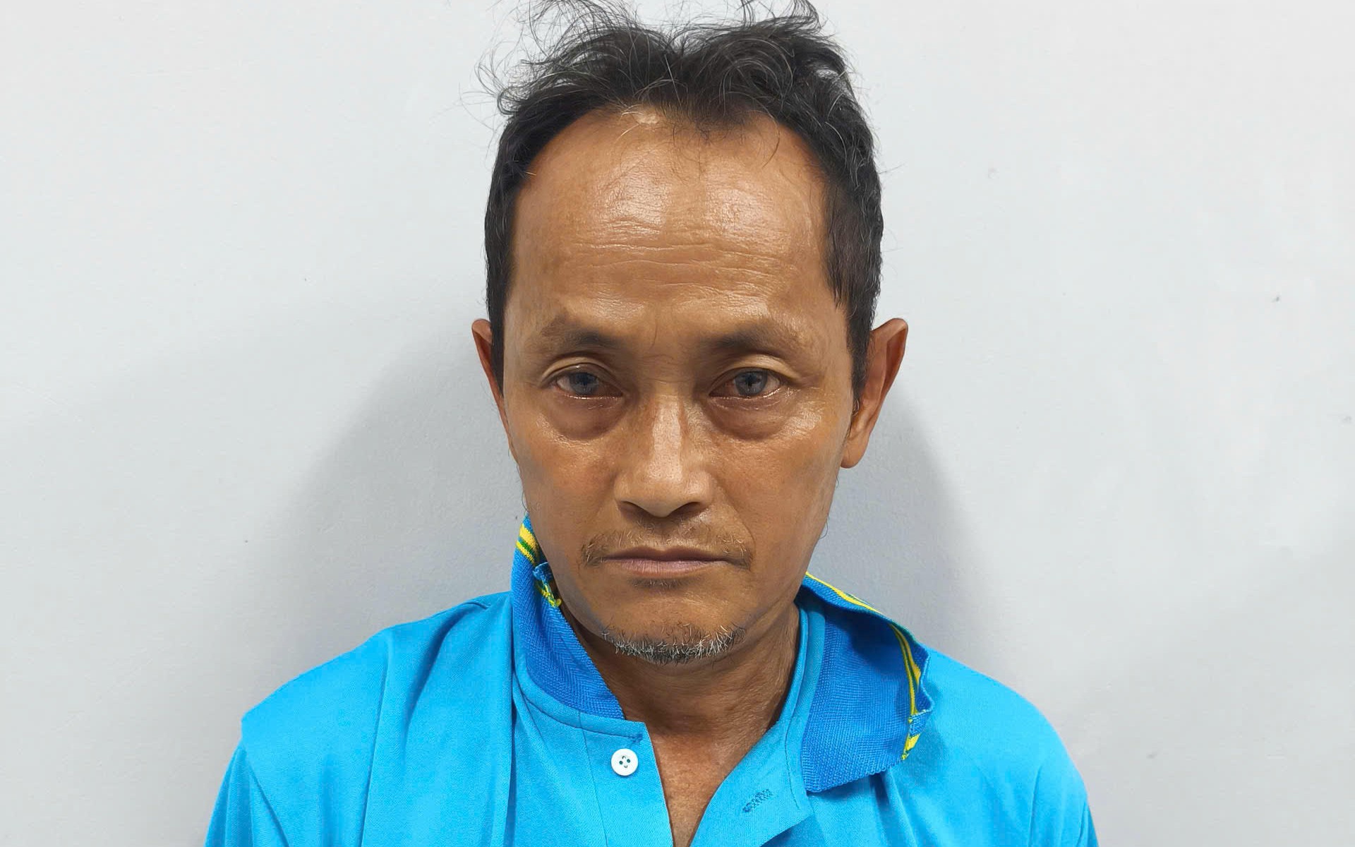 Gã bảo vệ nhiều lần hiếp dâm nữ sinh lớp 4