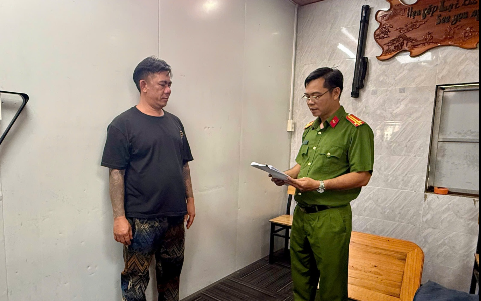 Đăng video sai lệch về Lễ hội Trò Trám, một TikToker bị xử phạt- Ảnh 2.