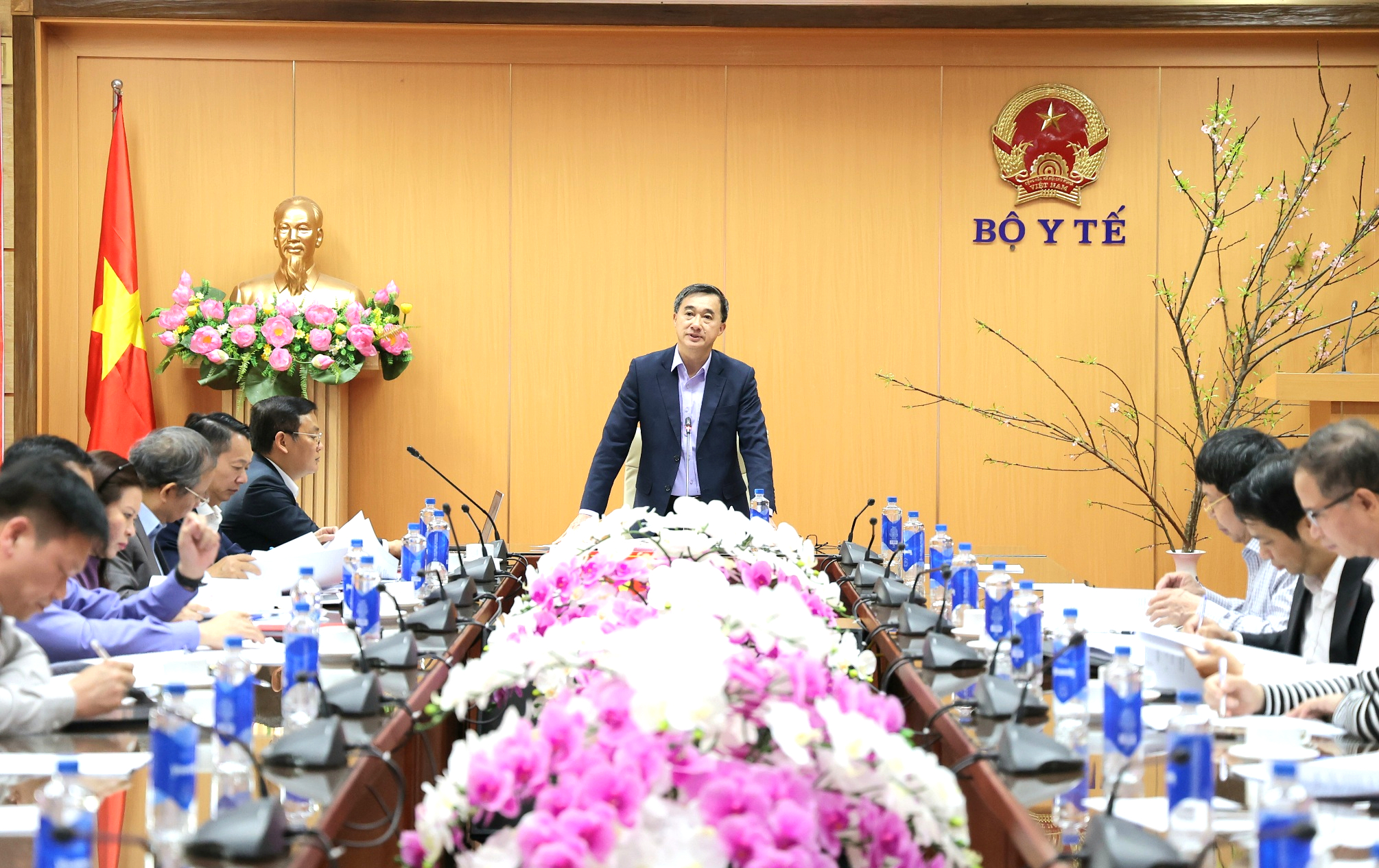 Đôn đốc tiến độ soạn thảo Nghị định về quản lý người bị áp dụng biện pháp tư pháp bắt buộc chữa bệnh- Ảnh 8.