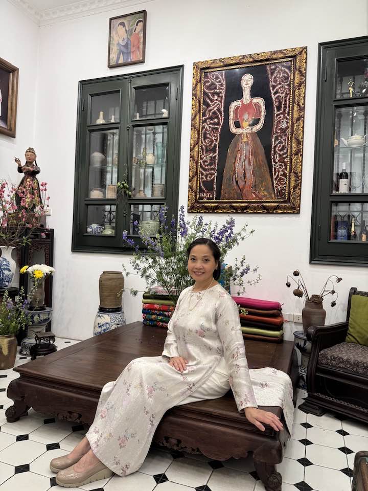 Nhan sắc NSƯT Lê Vi sau nhiều năm sinh sống ở Pháp- Ảnh 3.