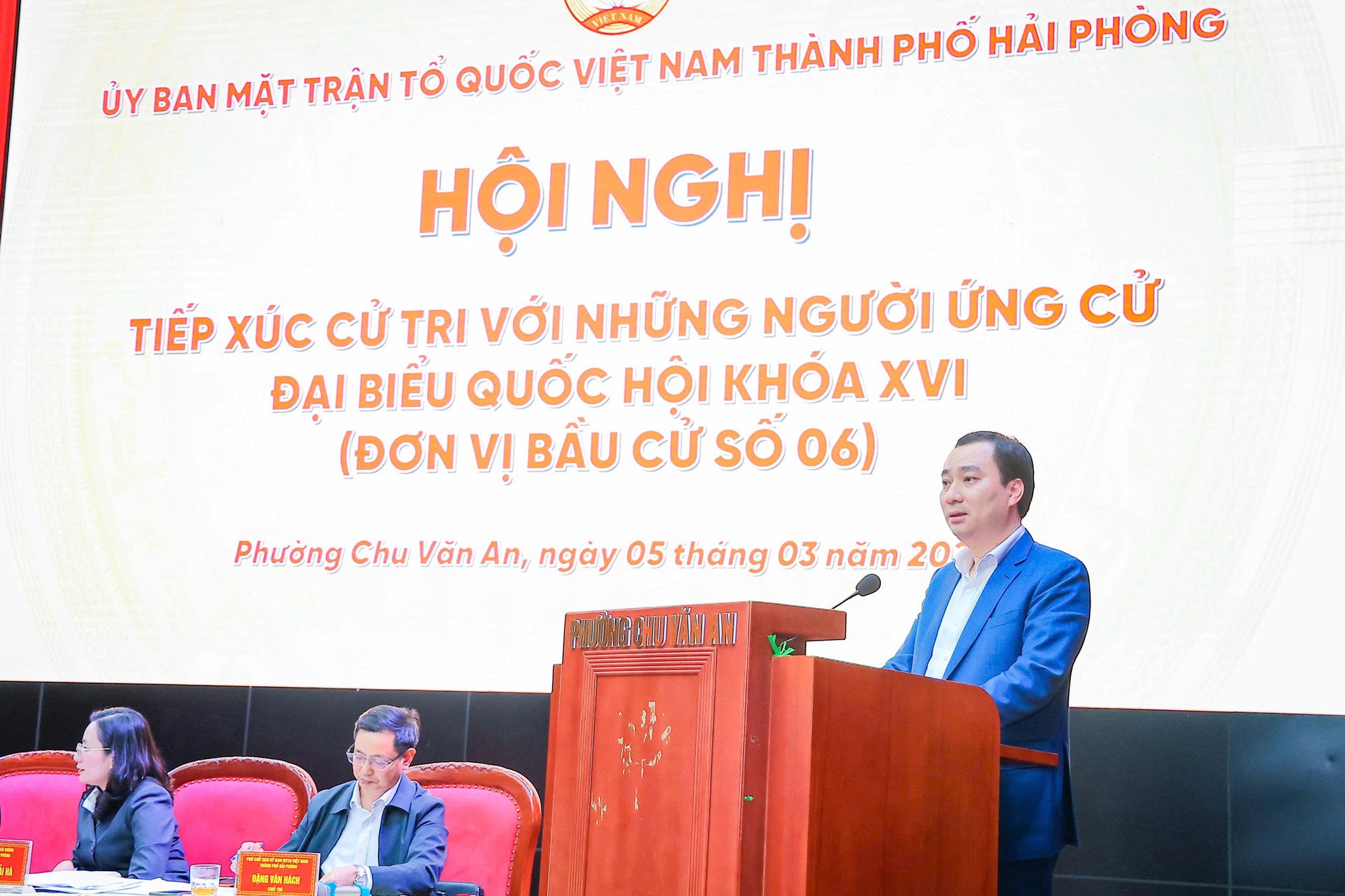 Ứng cử viên ĐBQH Vũ Văn Tiến: 'Đi xa bằng tài năng, đi bền bằng tình nghĩa và cội nguồn'- Ảnh 2.