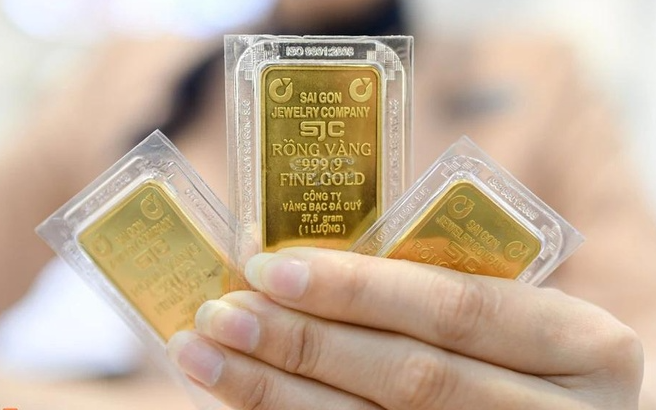 Chốt giá vàng hôm nay ngày 7/3 đảo chiều tăng cực mạnh