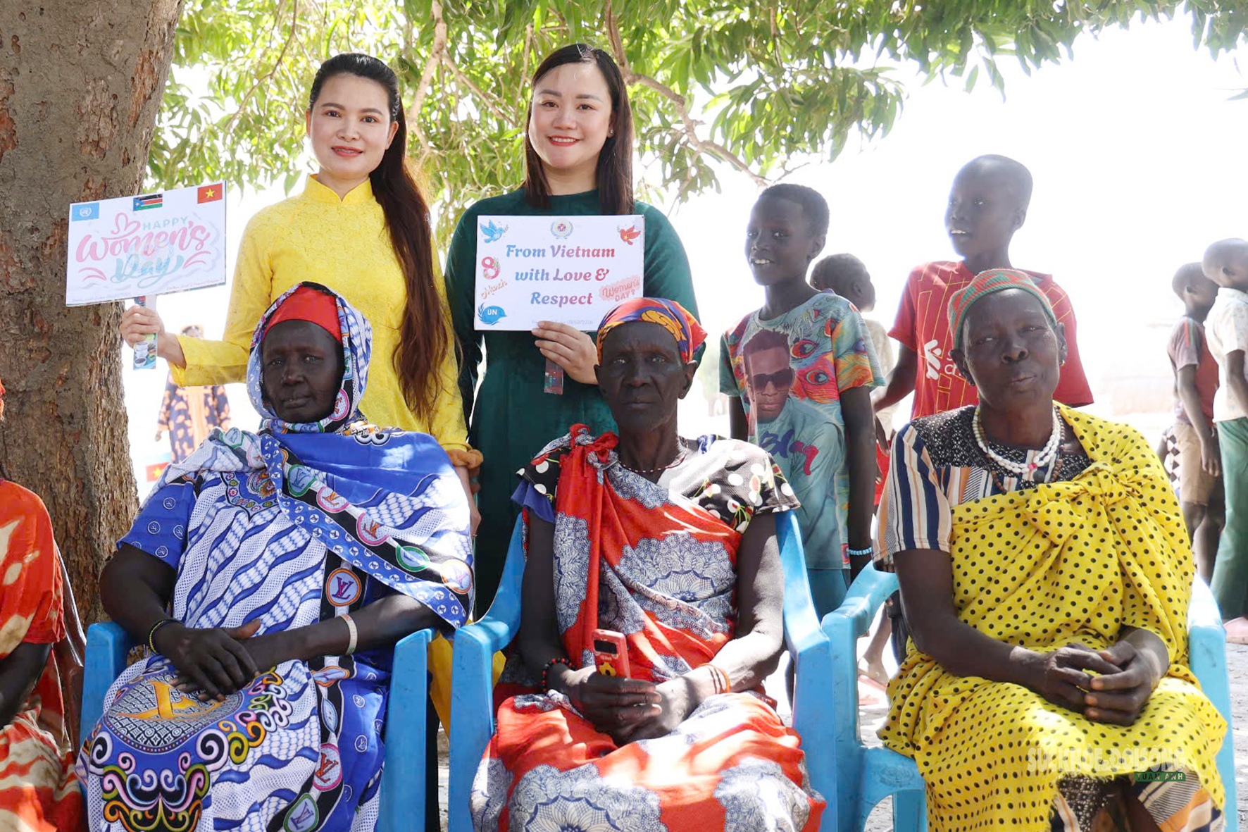 Phụ nữ Việt Nam gieo yêu thương nơi vùng đất gìn giữ hòa bình- Ảnh 1.