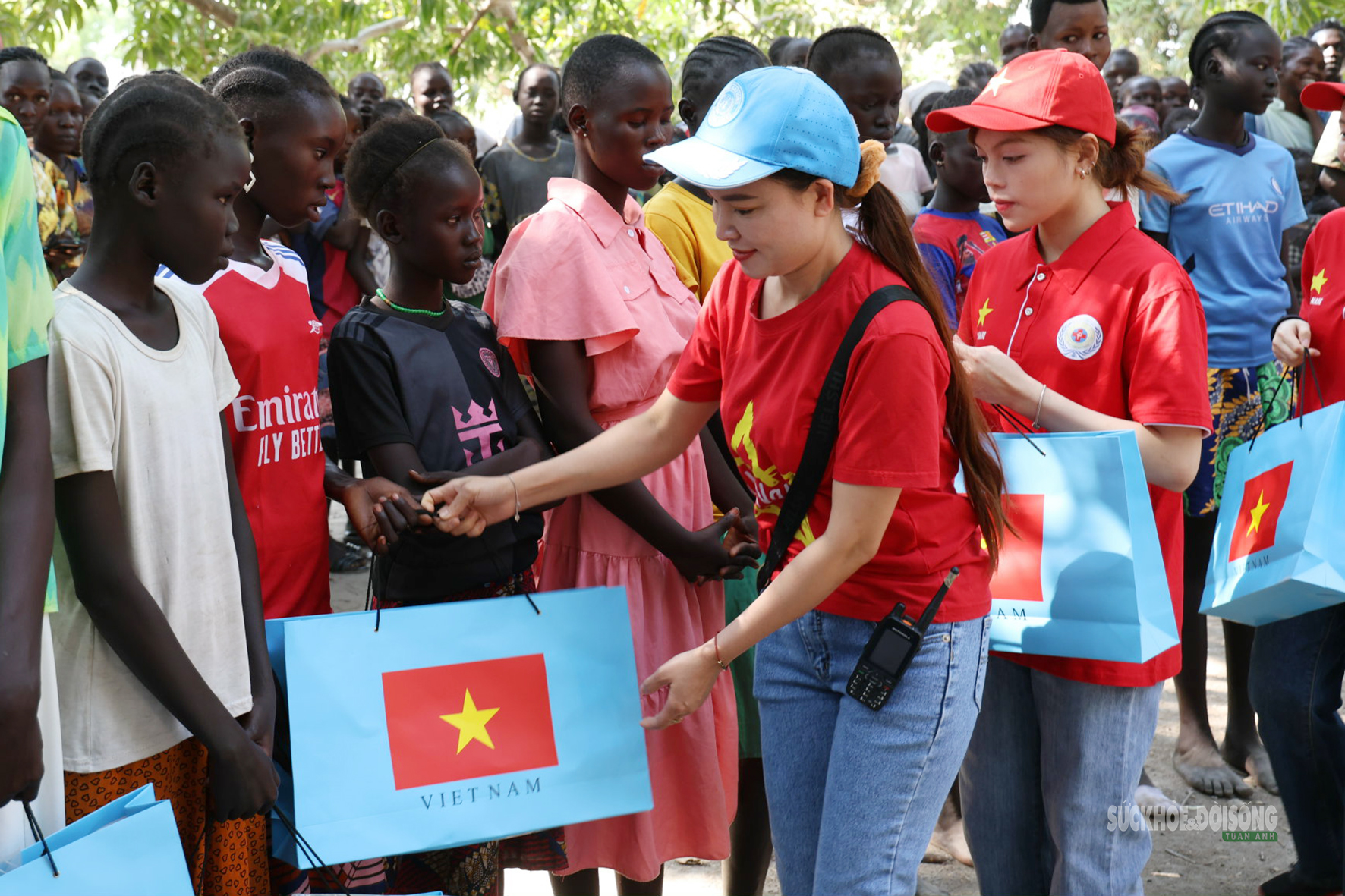 Phụ nữ Việt Nam gieo yêu thương nơi vùng đất gìn giữ hòa bình- Ảnh 3.