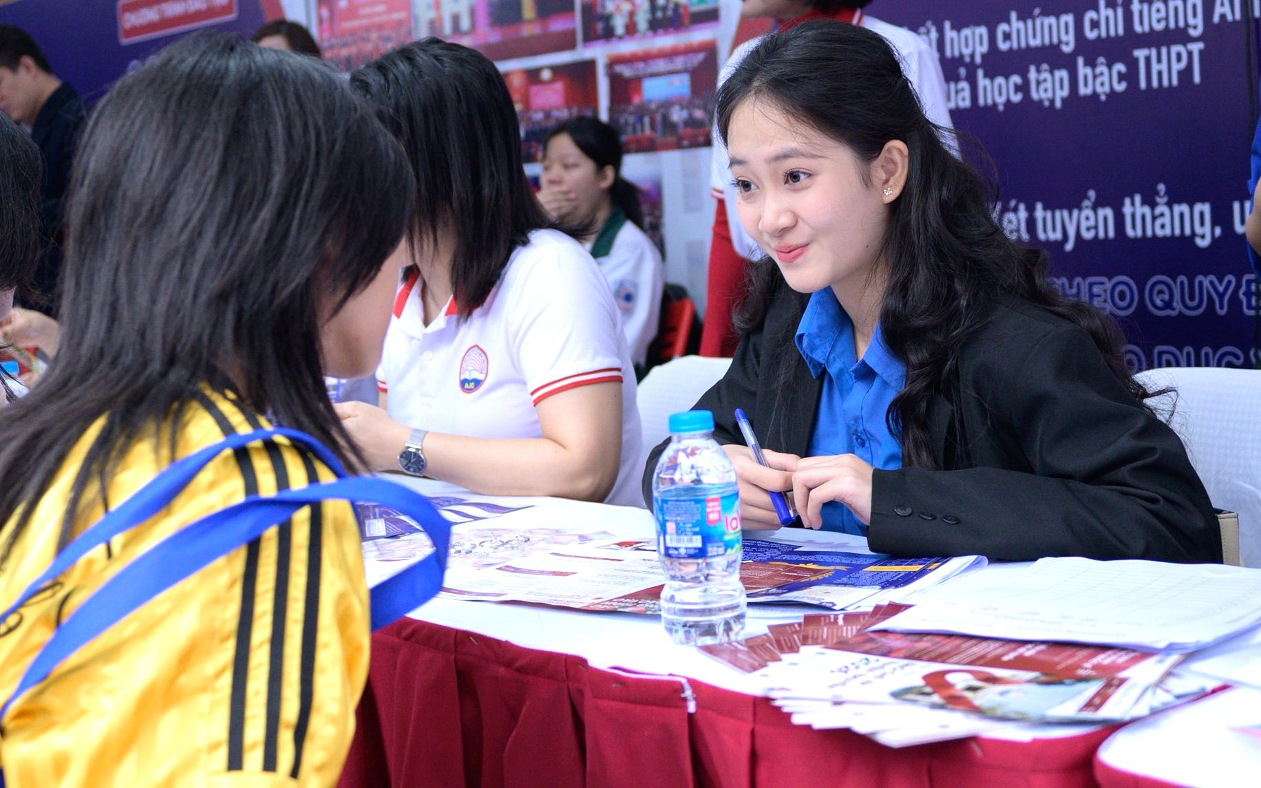 Có chứng chỉ ngoại ngữ quốc tế nên miễn thi hay vẫn dự thi tốt nghiệp THPT?- Ảnh 2.