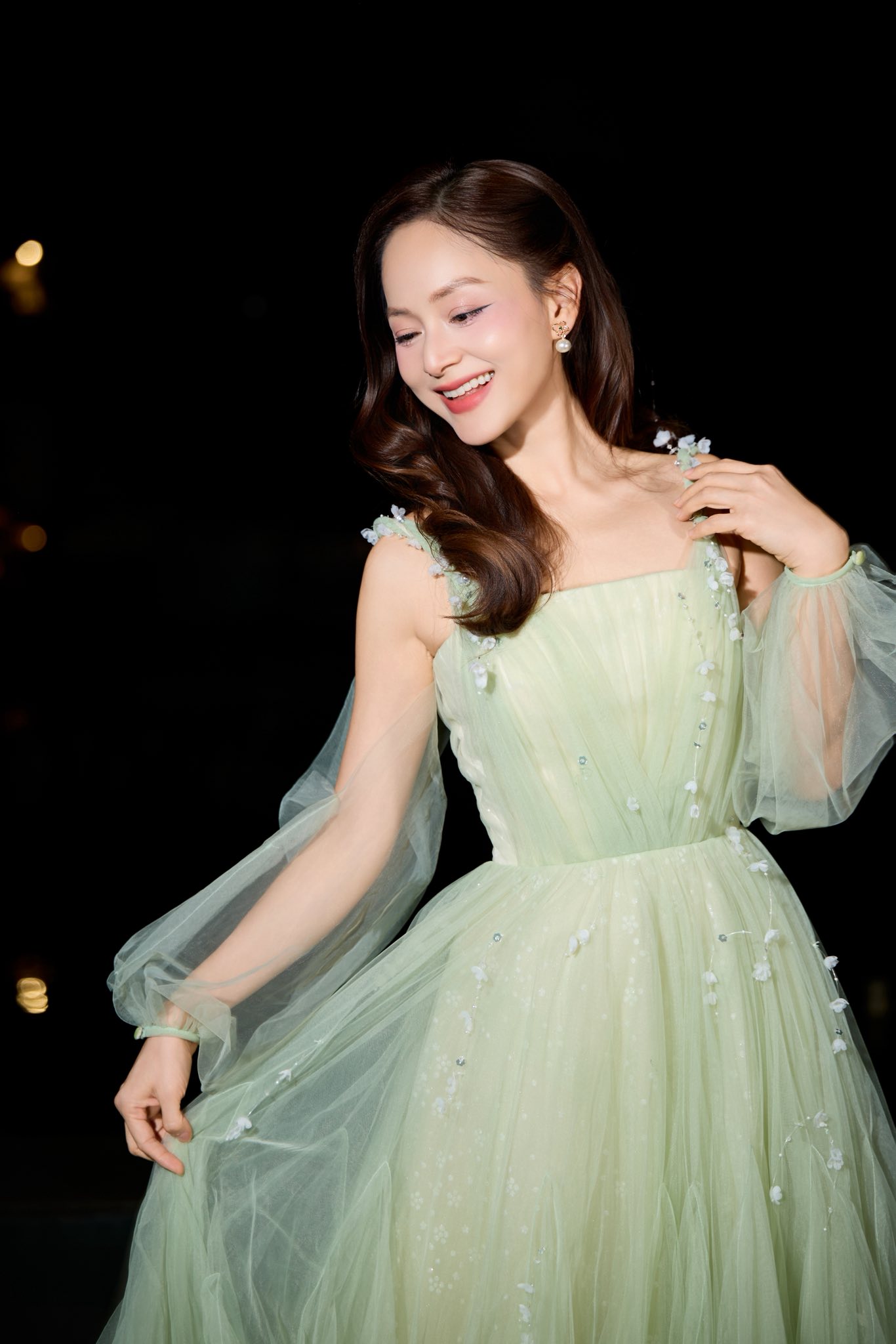 Nữ diễn viên 'Cô gái xấu xí' từng bị trầm cảm, U50 tuổi làm mẹ đơn thân luôn khao khát đóng vai 'tử tế'- Ảnh 6. Nữ diễn viên 'Cô gái xấu xí' từng bị trầm cảm, U50 tuổi làm mẹ đơn thân luôn khao khát đóng vai 'tử tế'- Ảnh 6.