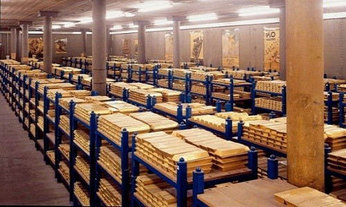 Ba Lan có thể sẽ bán lượng vàng trị giá 13 tỷ USD để đầu tư cho quân sự- Ảnh 1. Ba Lan có thể sẽ bán lượng vàng trị giá 13 tỷ USD để đầu tư cho quân sự- Ảnh 1.