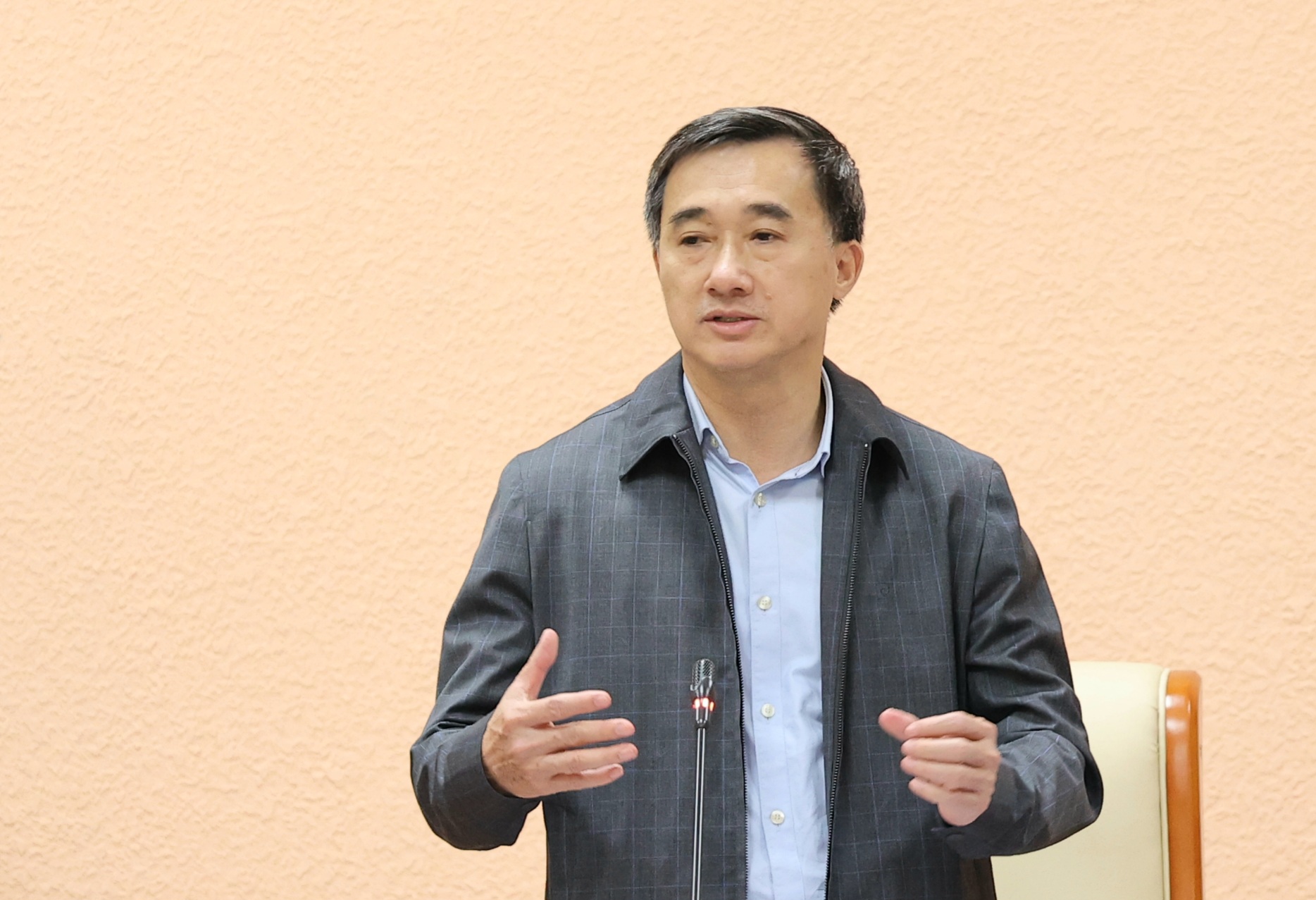 Đề xuất tăng cường phát hiện bệnh lao gắn với khám sức khỏe định kỳ- Ảnh 1.