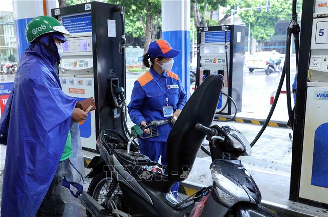 Bộ Công Thương khuyến cáo không tích trữ xăng dầu gây mất cân đối cung cầu cục bộ- Ảnh 1. Bộ Công Thương khuyến cáo không tích trữ xăng dầu gây mất cân đối cung cầu cục bộ- Ảnh 1.