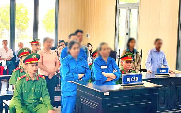 Khởi tố 26 đối tượng liên quan đến kinh doanh bóng cười tại Sành Lounge- Ảnh 3.