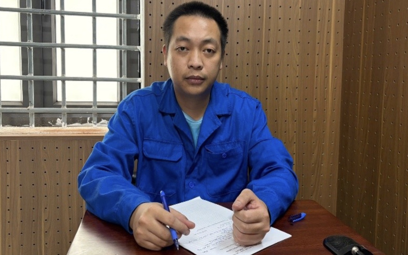 Công an tìm bị hại của đối tượng chuyên thuê ô tô rồi mang đi cầm cố- Ảnh 2.