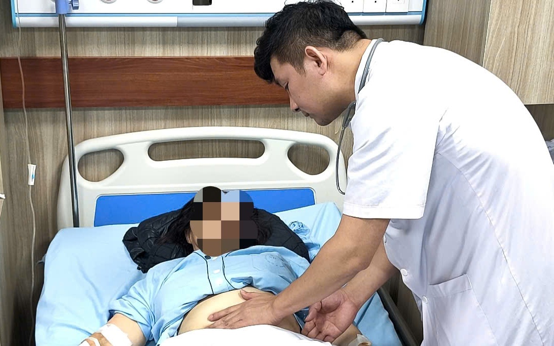 Người phụ nữ sốc nguy kịch sau tiêm thuốc ở phòng khám tư- Ảnh 1.