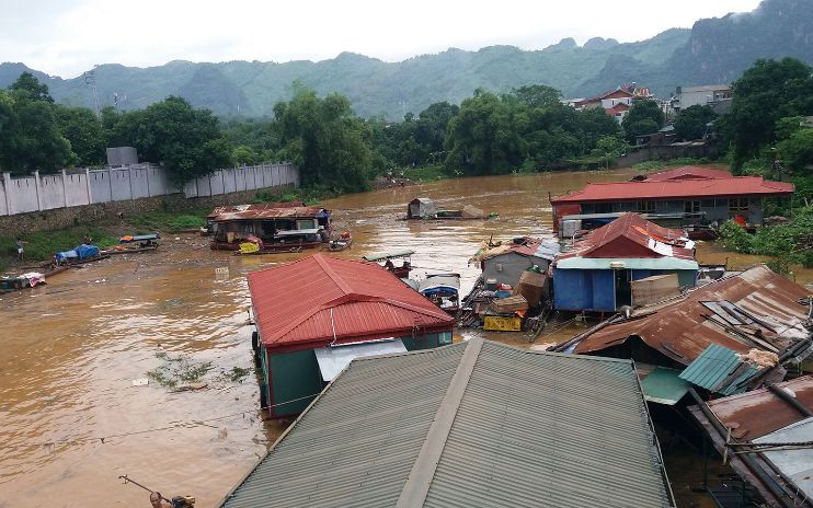 Bàn giao nhà an toàn cho người dân vùng lũ tỉnh Đắk Lắk- Ảnh 4.