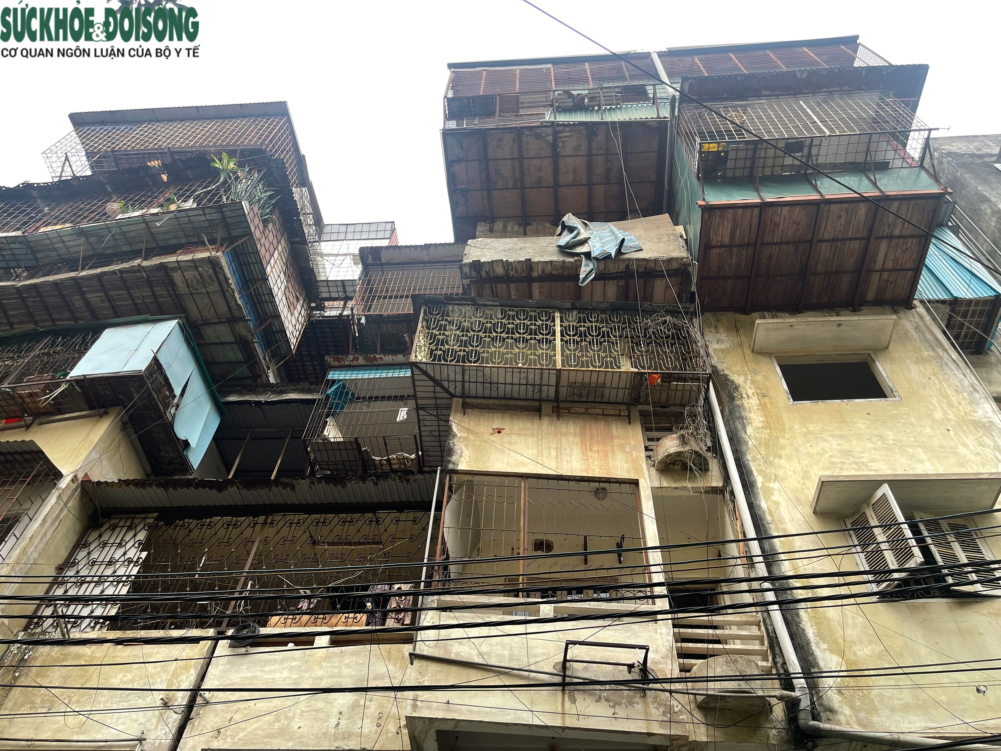 Chung cư xuống cấp nghiêm trọng giữa trung tâm Hà Nội chuẩn bị 'thay áo mới'- Ảnh 5.